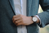 De dress watch is terug en je wilt er een