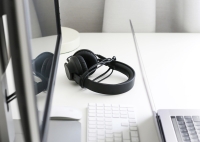 AirPods uit, kabel terug in je oor