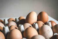 Te veel eiwit eten kan je testosteron laten dalen