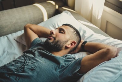 Een week slecht slapen kost je tien jaar testosteron