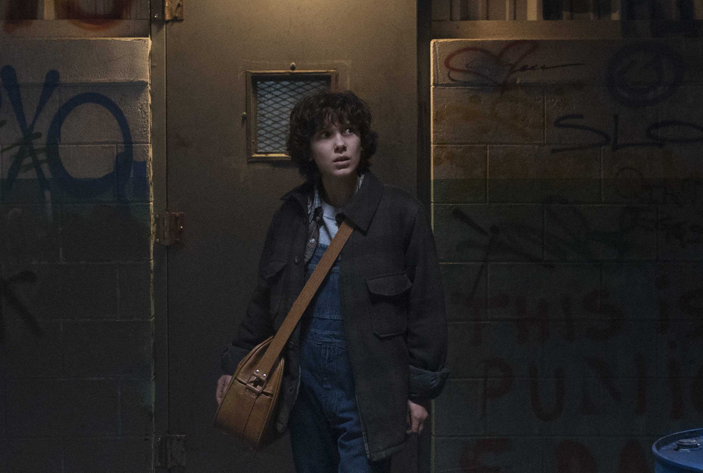 Check de extreem coole rap van Millie Bobby Brown over het eerste seizoen Stranger Things!