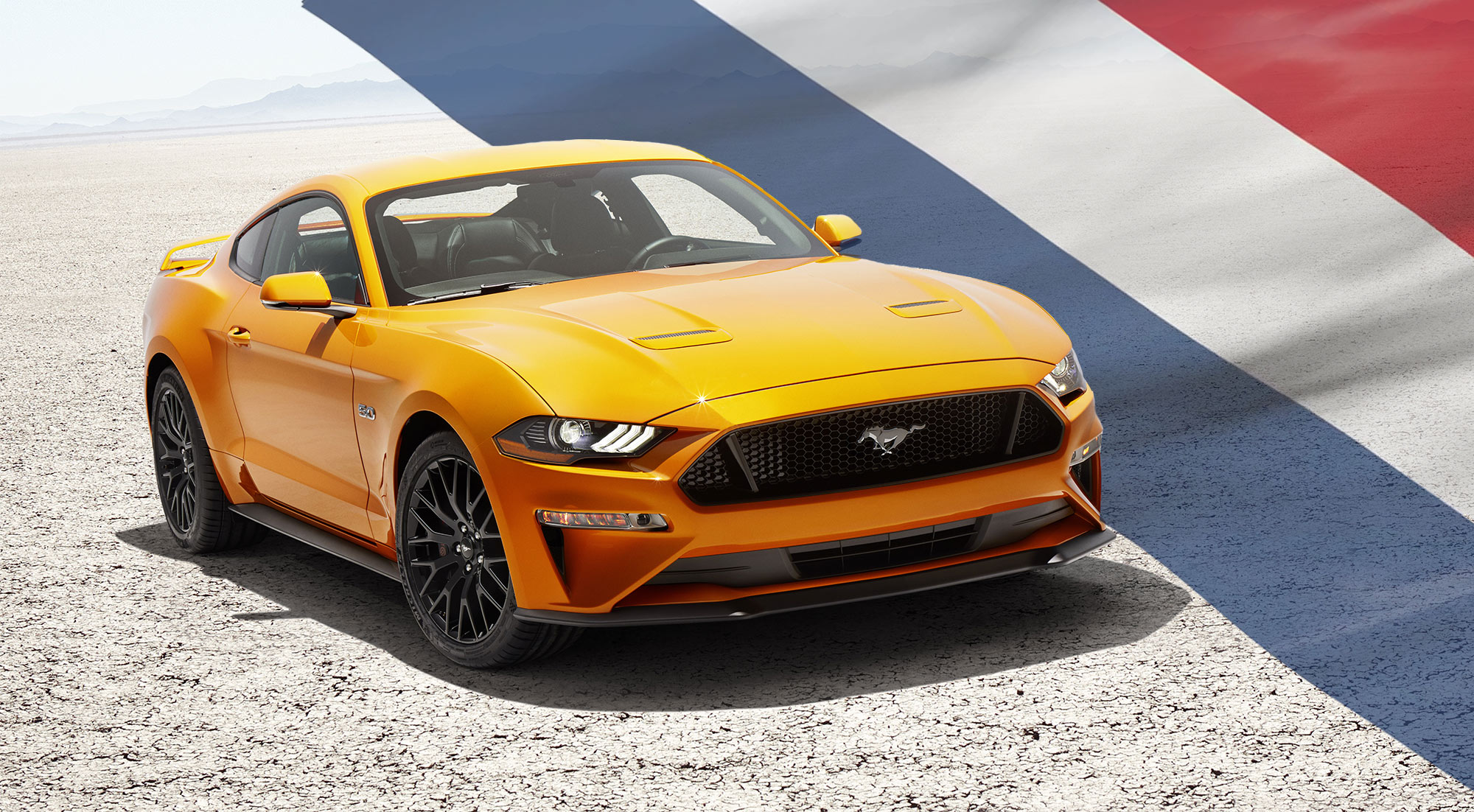 Voel je een echte koning met deze knaloranje bolides!